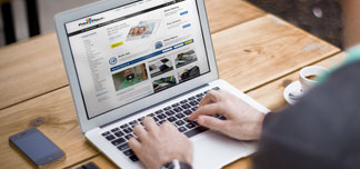 PrintPlace.com on Laptop